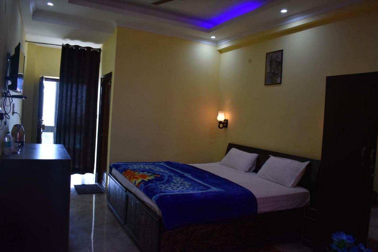 Hotel Himalayan View Lansdowne Kültér fotó